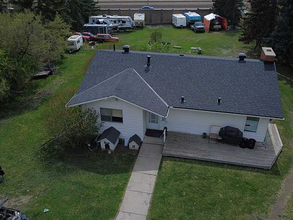 2nd image of 6003 NE Baroc Rd NW
