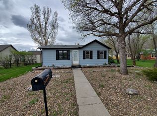 713 6th Ave S, Glasgow, MT 59230