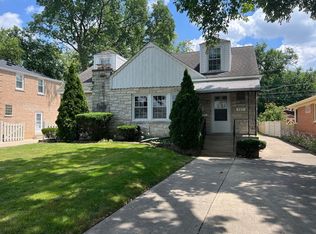 527 N Home Ave, Park Ridge, IL 60068