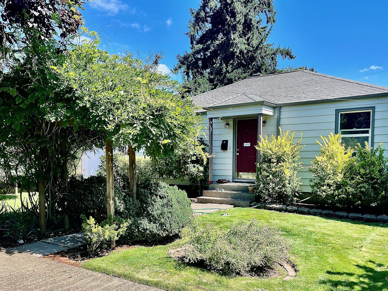1065 3rd Pl, Springfield, OR 97477 Zillow