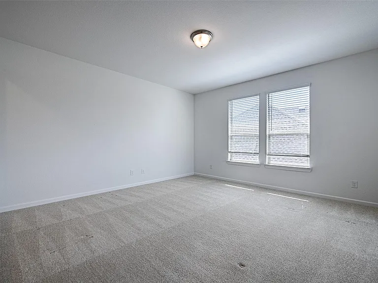 3511 Clara Dr — Photo 24