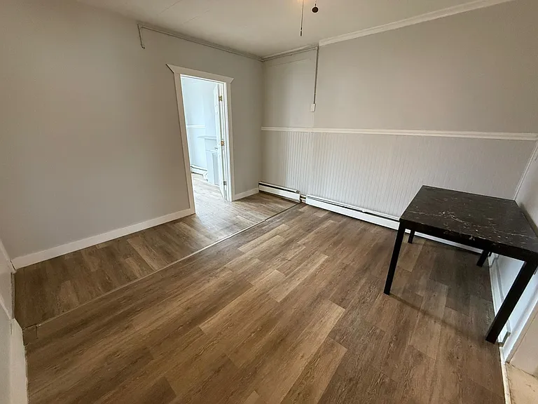 39 Harmon St #4E — Photo 5