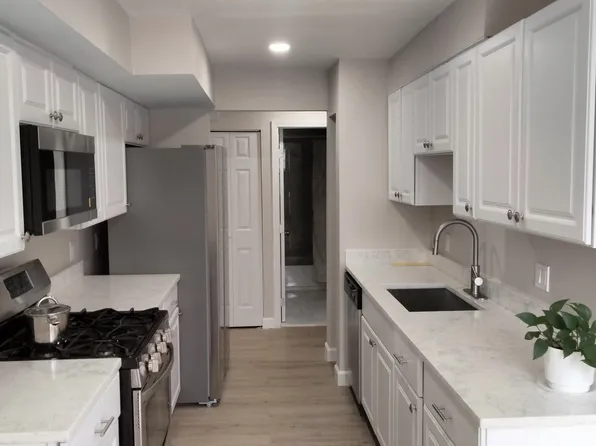 112 Duvall Ln APT 304, Gaithersburg, MD 20877