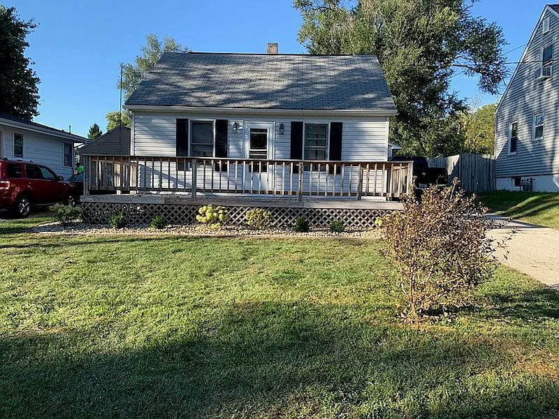 5317 W Closen Rd photo 1