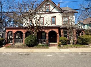 65 Summit Ave #1, Sea Cliff, NY 11579