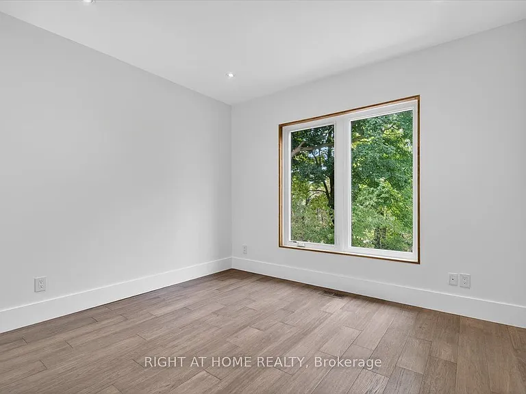 64 Larwood Blvd — Photo 29