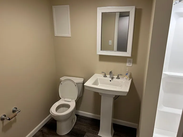 406 Hickory Cir — Photo 19