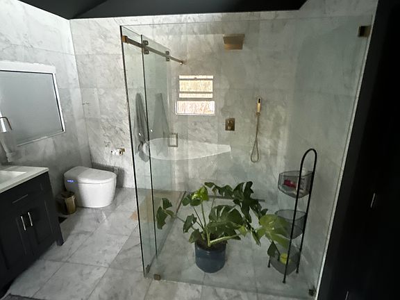 5th image of 1209 E Laird Ave S