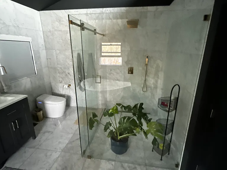 1209 E Laird Ave S — Photo 5