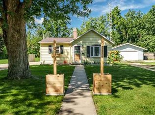 411 S Madison St, Evansville, WI 53536