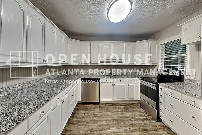 6659 Kellogg Dr — Photo 6