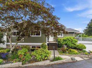 2820 Cosgrove Cres, Nanaimo, BC V9S 3P6