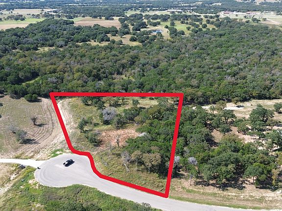 2nd image of 2041 Lacee Ct