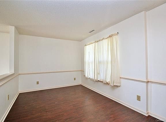 5th image of 125 Kendrick Farm Dr