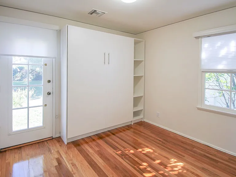 4426 Calhoun Ave — Photo 17