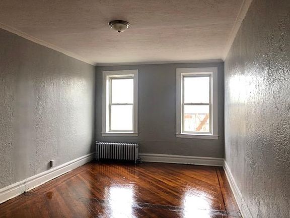 3rd image of 445 Central Ave APT D4