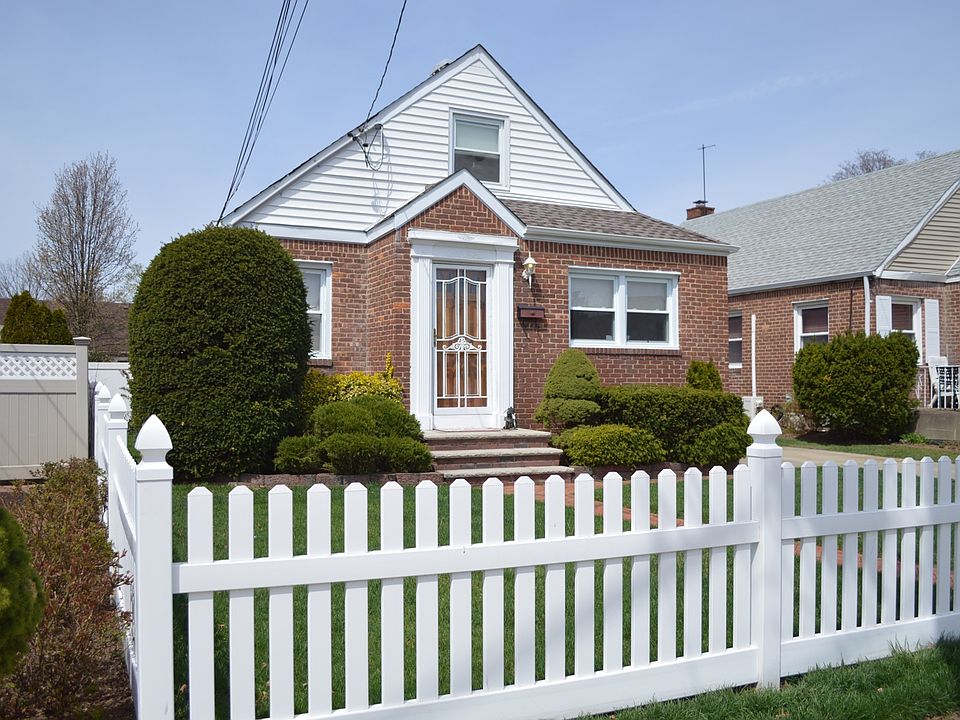 1st image of 36 Peach Grove Dr