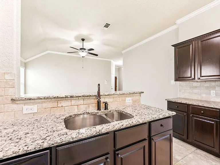 209 Rawhide Way — Photo 12