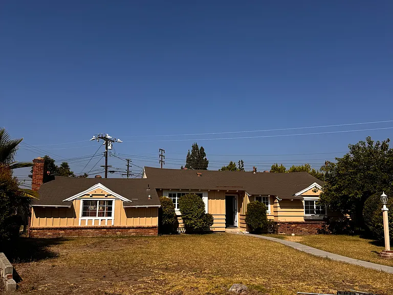 841 S Cajon Ave — Photo 1