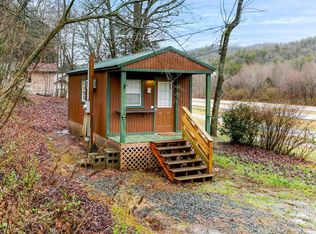 219 Old State Rd, Marble, NC 28905