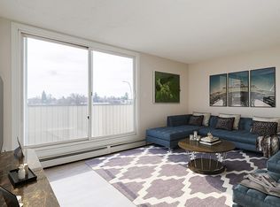 608 2nd St W #207, Brooks, AB T1R 1A8