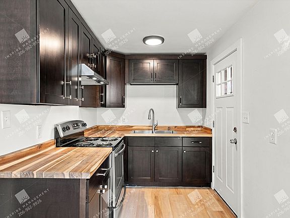 5th image of 3707 S 150th St APT A