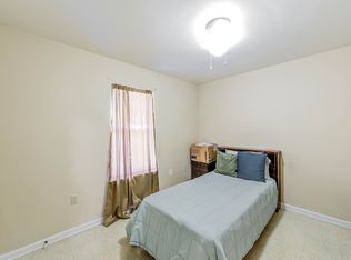 810 Saadi St #B, Houma, LA 70363