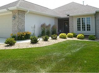 813 E Pondview Ct, Appleton, WI 54913