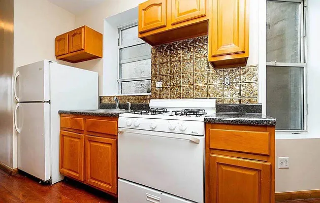 Kitchen, photo 1