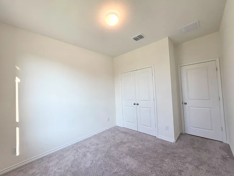 250 W Flowing River Dr — Photo 6