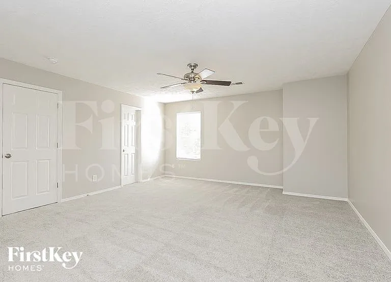 6001 Burnett Cir — Photo 8