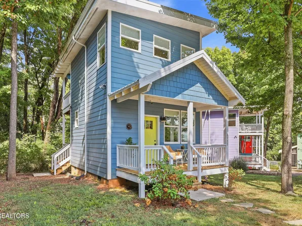 2527 Orchard House Way, Knoxville, TN 37921