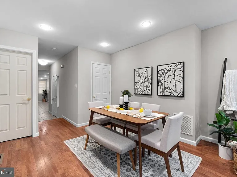 110 S Wolfe St — Photo 16