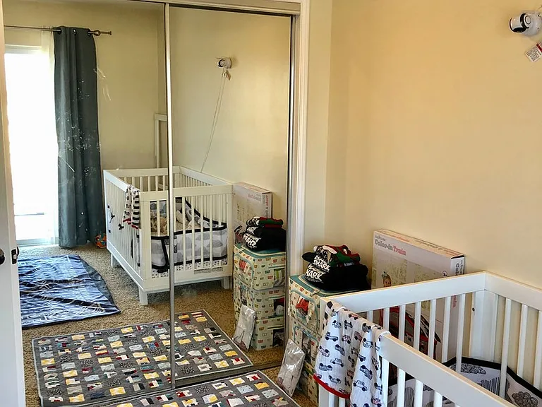 1644 Gramercy Ave — Photo 13