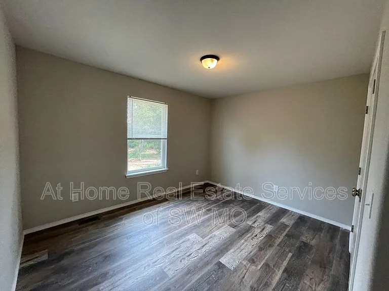 3897 W Linwood St — Photo 5