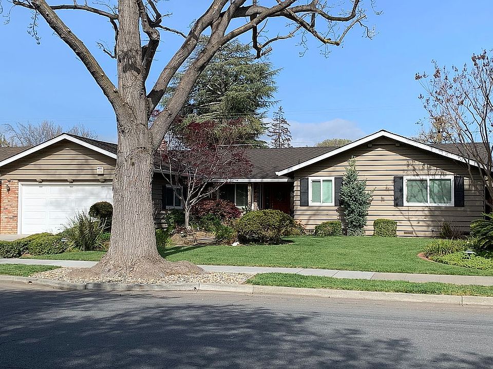 1st image of 1471 Koch Ln