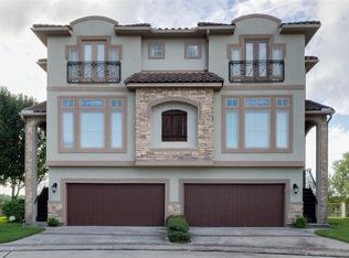 4140 Boardwalk Blvd, Seabrook, TX 77586