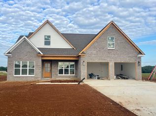 70 Todd Dr, Muscle Shoals, AL 35661