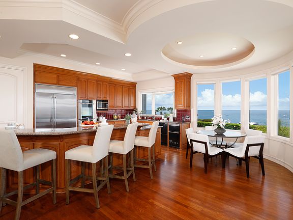 4th image of 3528 Ocean Blvd