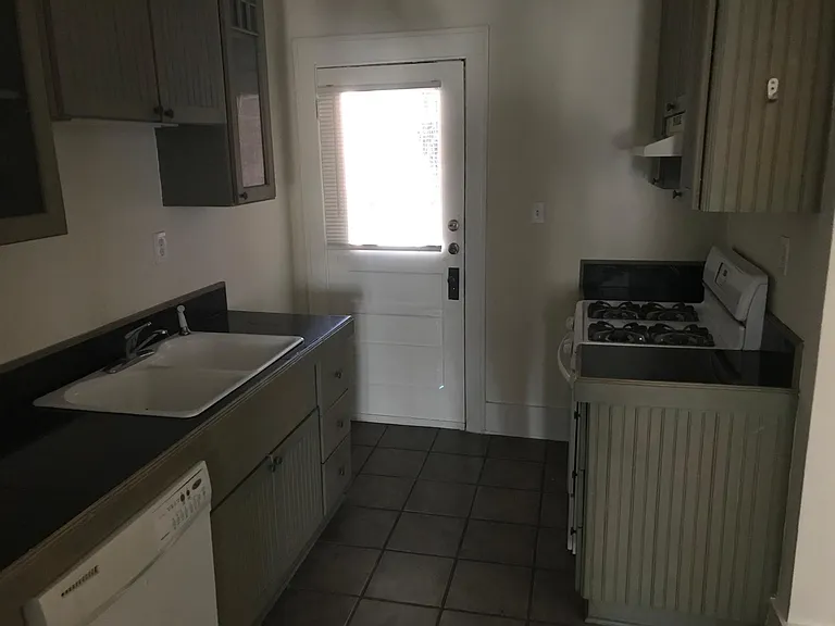 4604 Gaston Ave — Photo 3