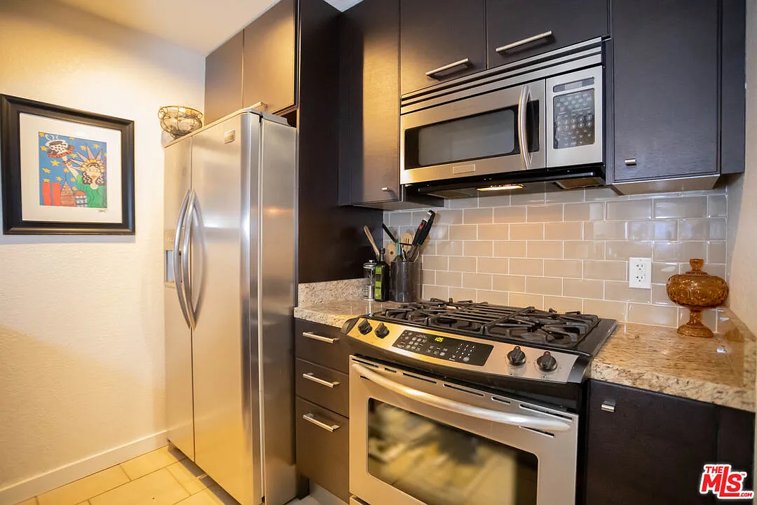 1 bed, 1.0 bath, 680 sqft, $2,600 — Photo 3