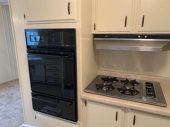 5th image of 8358 Cedarwood Ln #72