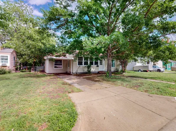 4717 Marks Pl, Fort Worth, TX 76116