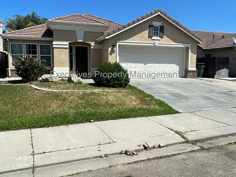 1449 Quiet Ct — Photo 1