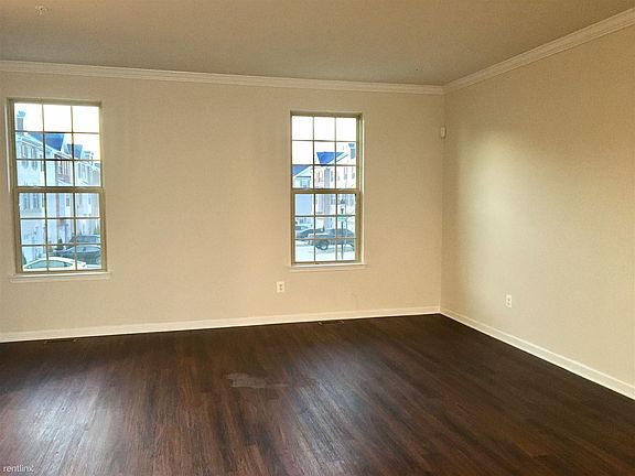 90F0E421-D14A-4075-A55D-3B186E060E98