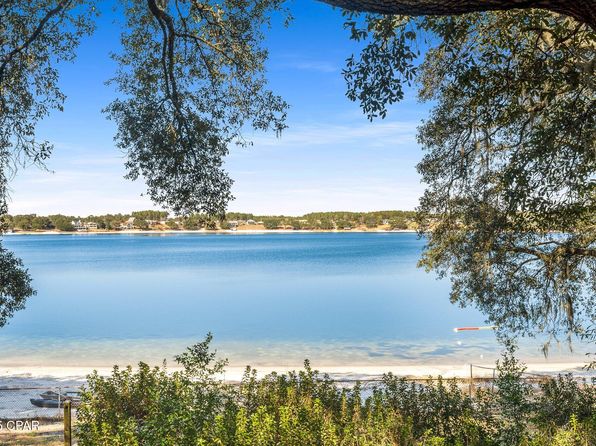 4215 Crystal Lake Dr, Chipley, FL 32428