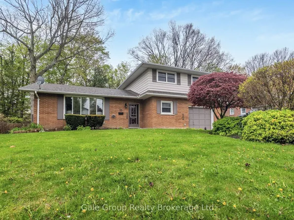 11 Thistle Ct, Tillsonburg, ON N4G 2S8