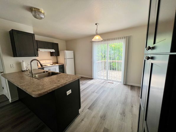 4567 Bowen Blvd SE APT C