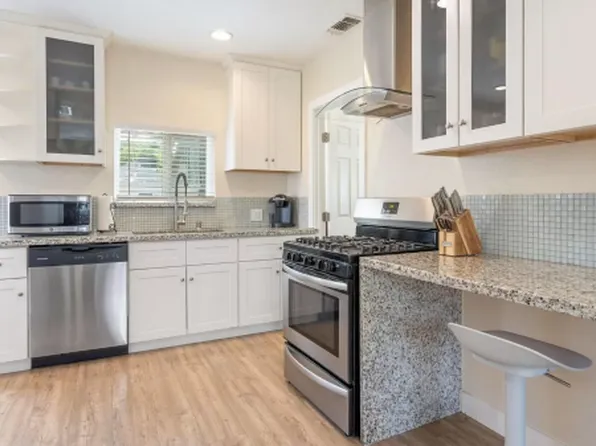 3241 44th St, Sacramento, CA 95817