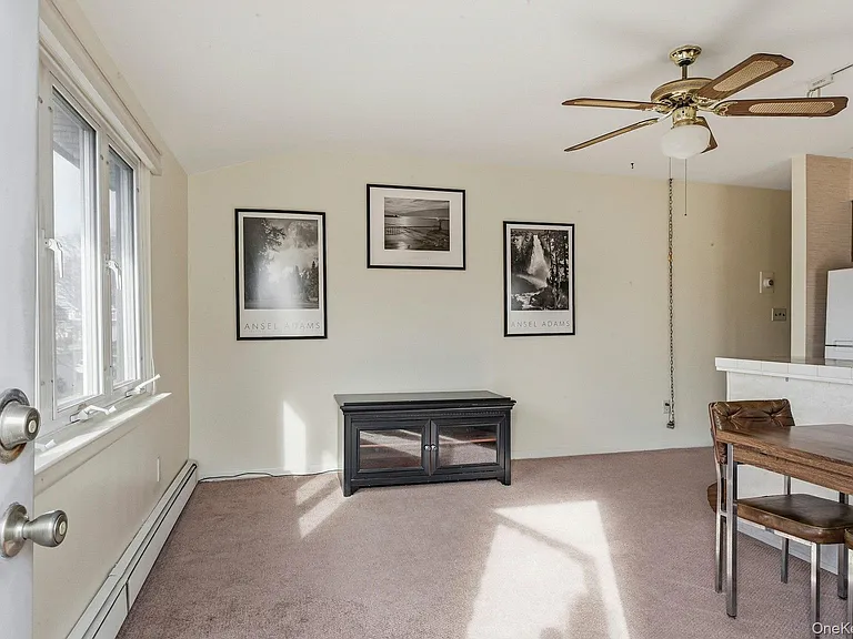 10 Leanore Dr — Photo 15